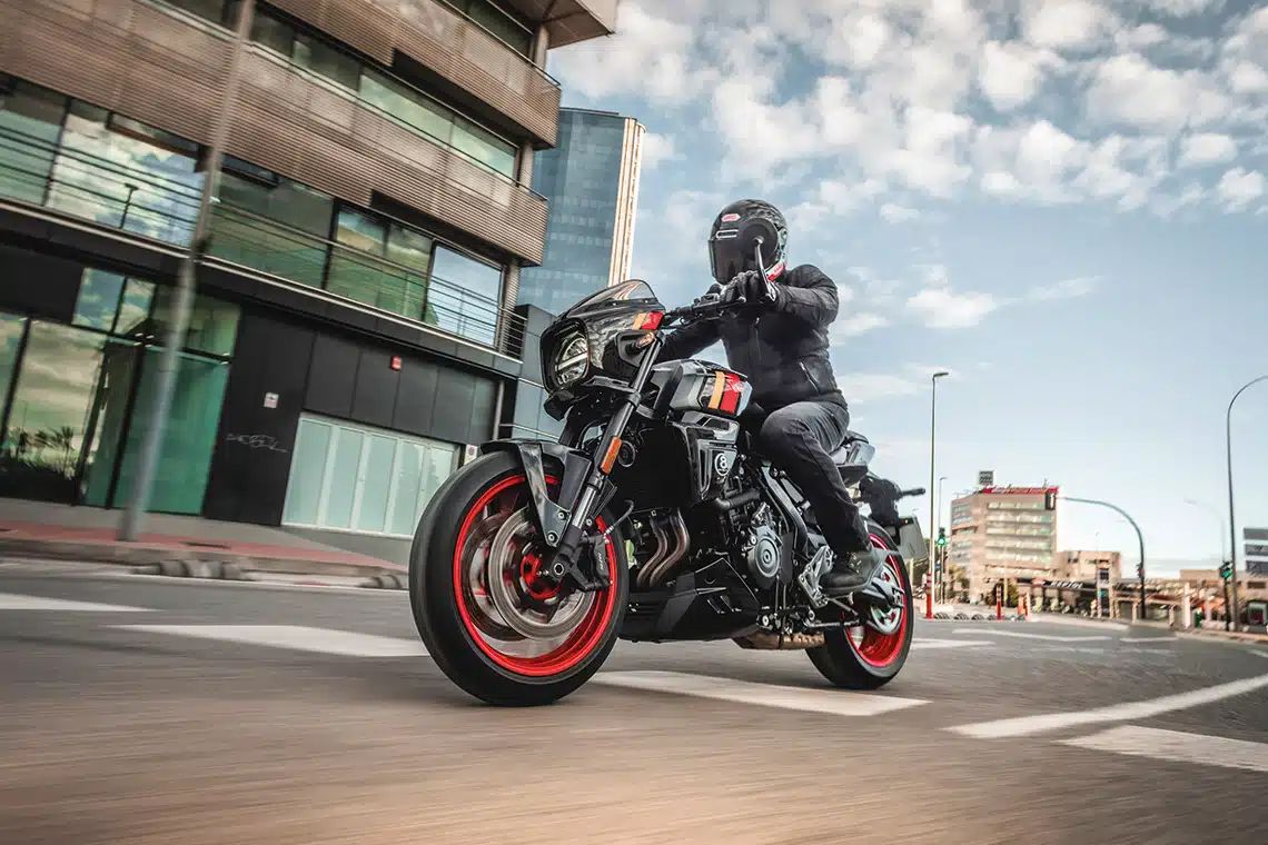 Suzuki GSX-8TT 2025