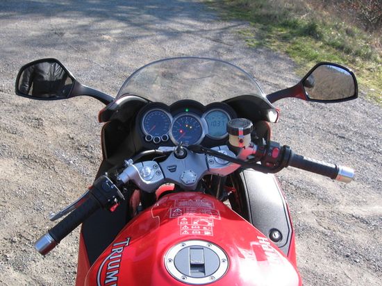 Triumph Sprint ST vue pilote Triumph Sprint ST vue pilote