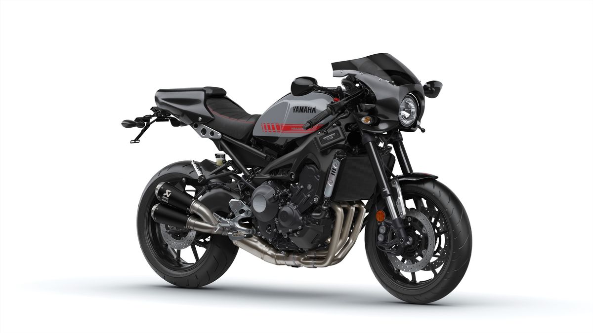 Yamaha XSR 900 Abarth vue avant droit